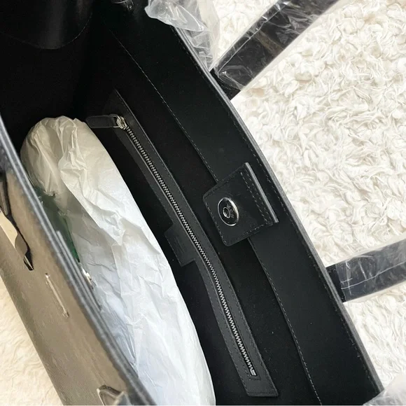 MCMAren Tote in Visetos